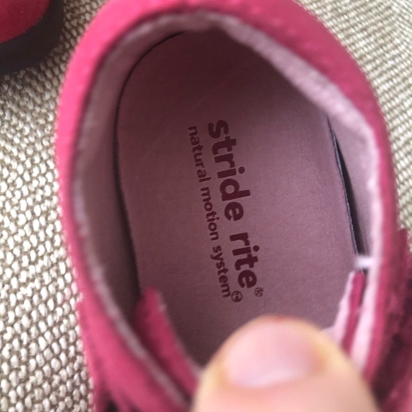 Stride Rite Baby Elyse Nubuck Leather Bootie. Fuschia Pink W/Flower Detail, 4.5W - Picture 9 of 10